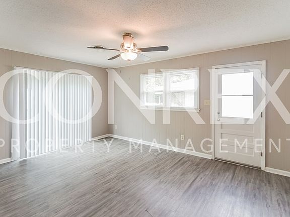3rd image of 353 Kroy Dr