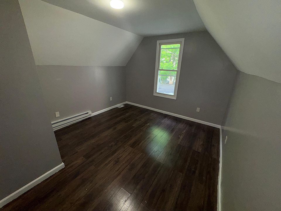 2nd image of 748 S 16th St #3A