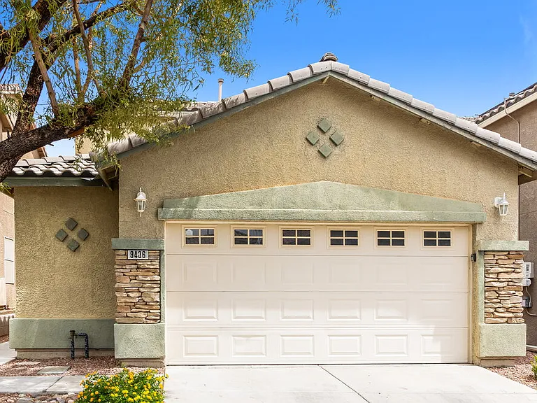 9436 Plover Falls Ave — Photo 1