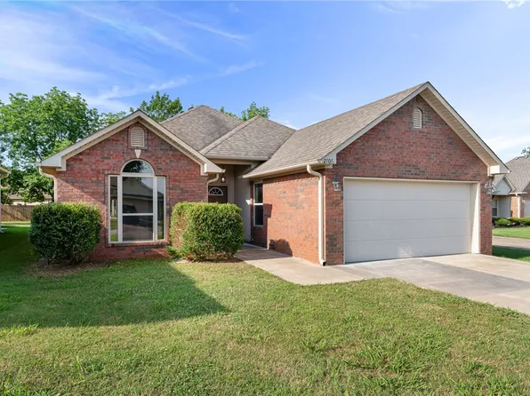 2706 Dyllan Ct, Fort Smith, AR 72908