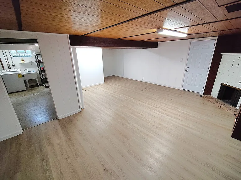 5079 Earlsdale Rd — Photo 23