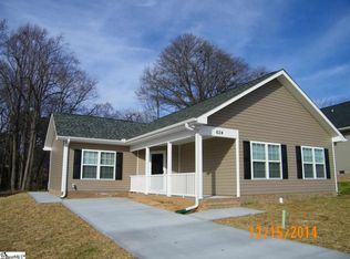 624 Ruddy Creek Cir, Greer, SC 29651