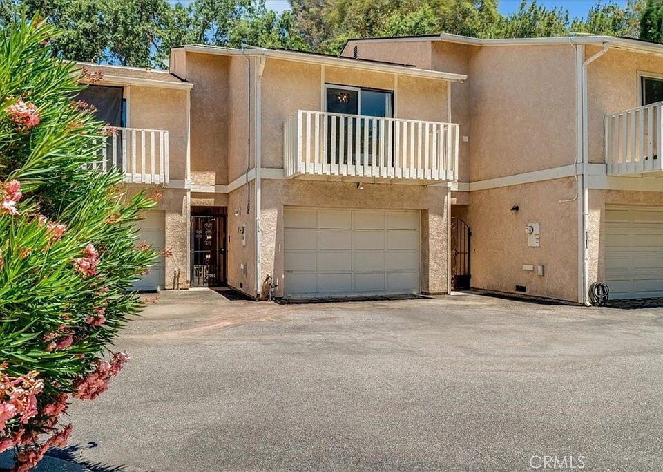 1st image of 12 Green Ct