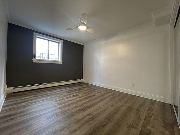 5th image of 3124 Girard Ave S APT 1