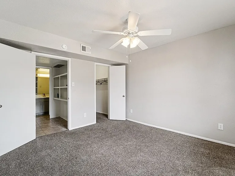 Crosby at Westchase Apartments — Photo 43