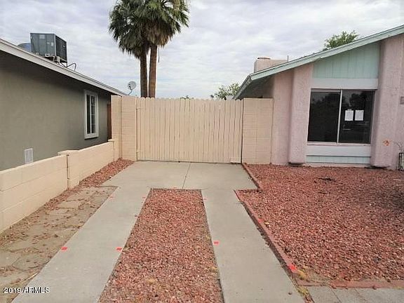 4th image of 2206 W Emerald Cir