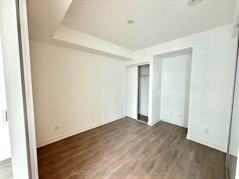 8 Wellesley St W #4506 — Photo 8