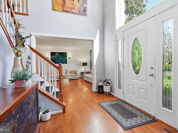 3rd image of 1208 Candlewick Ct