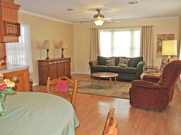 3rd image of 7609 Bunker Dr