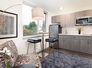 4122 36th Ave SW #204, Seattle, WA 98126