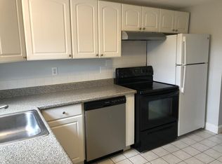 145 Commercial St APT 5, Braintree, MA 02184