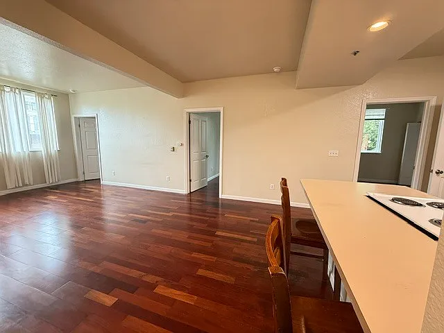 2615 Telegraph Ave #207 - 1 — Photo 4