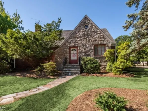 256 N Haledon Ave, North Haledon, NJ 07508