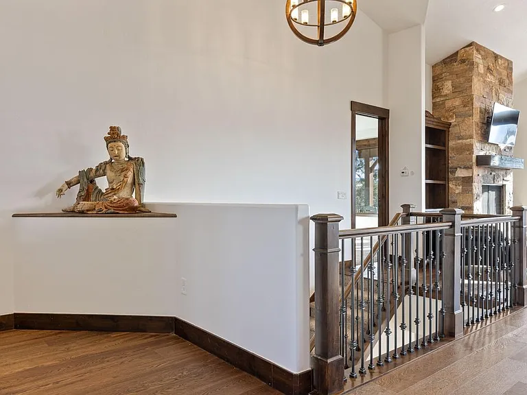 688 N Explorer Peak Dr — Photo 36