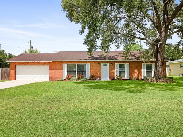 102 Mitchell Dr, Brandon, FL 33511