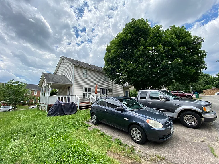 1608 Wallace St — Photo 36