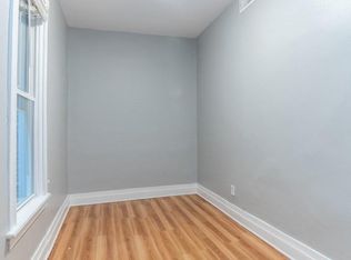 3452 W Irving Park Rd #1, Chicago, IL 60618