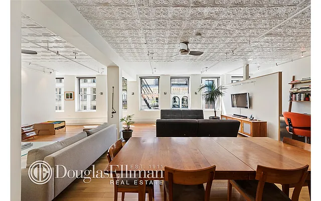 Sold by Douglas Elliman | media 14