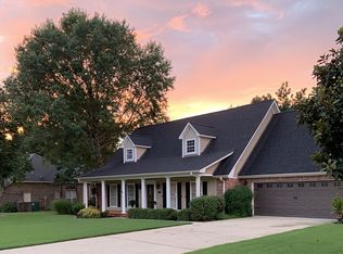 5484 Lakefront Dr, Tupelo, MS 38801