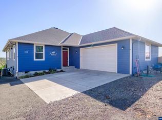 210 Jerri Ln, Mount Angel, OR 97362