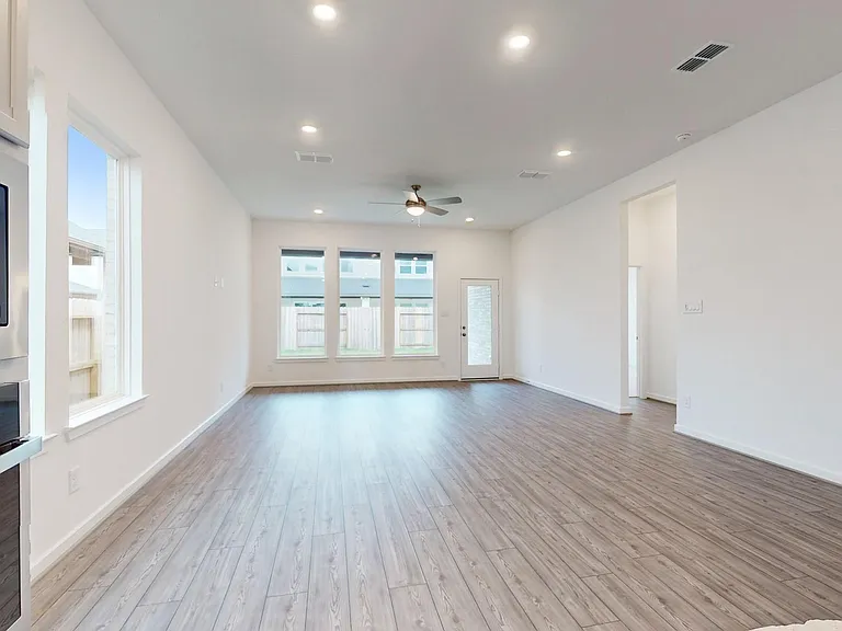 21622 Laggan Cliff Ln — Photo 13
