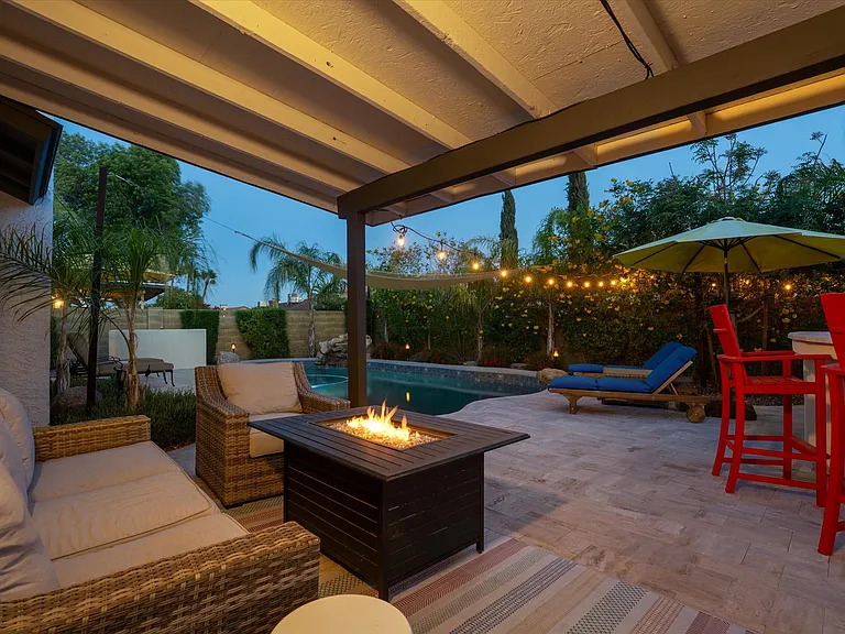 4019 E Taro Ln — Photo 16