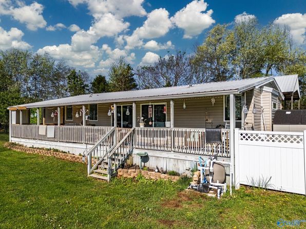81 E Prospect Rd, Fayetteville, TN 37334