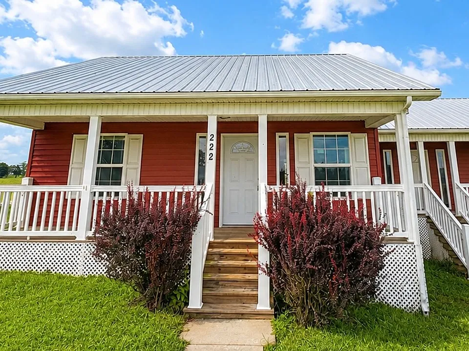 222 Green Leaf Dr
