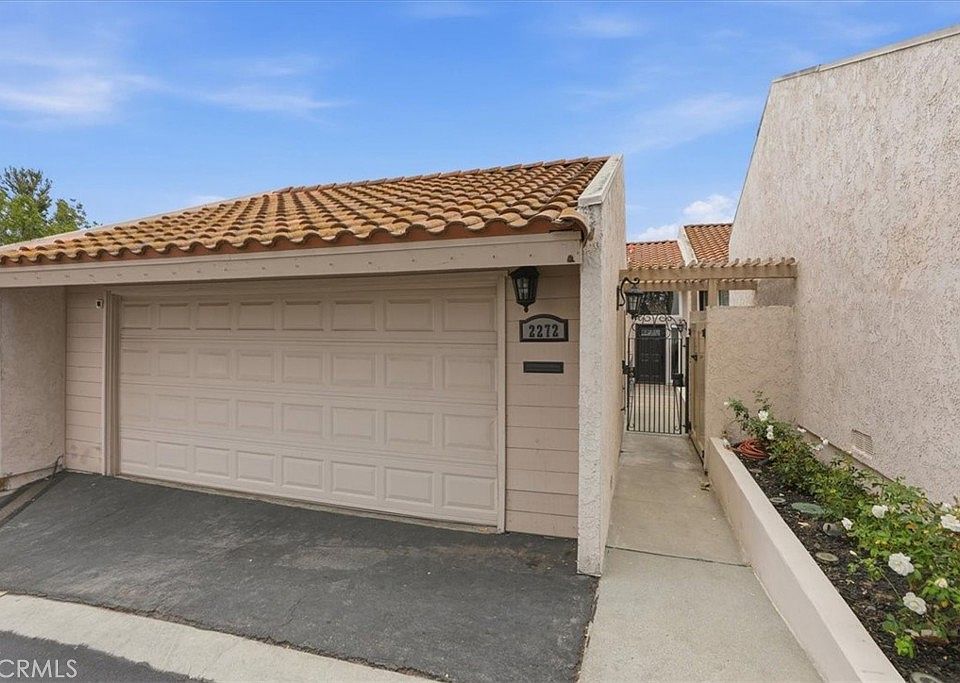 1st image of 2272 El Capitan Dr