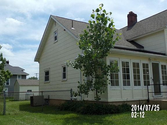 4th image of 52 Logan Ave