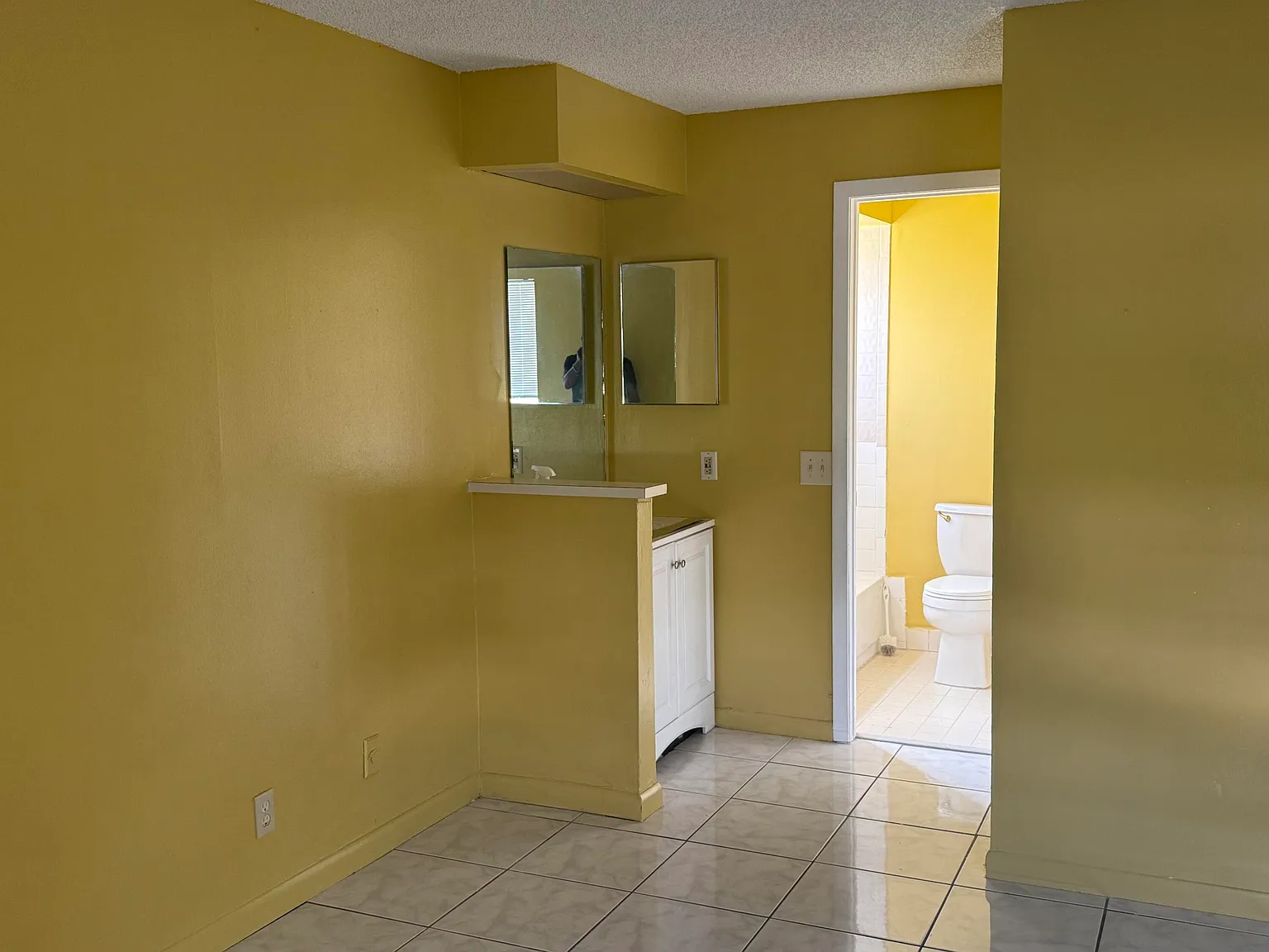 2 bed, 2.0 bath, 1014 sqft, $2,000 — Photo 4