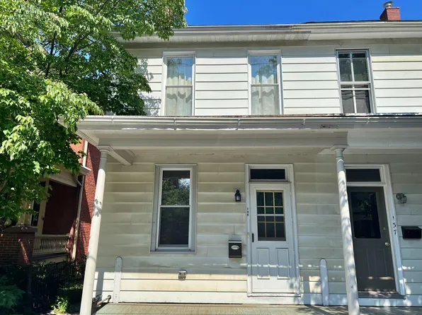 135 S Broad St, Lititz, PA 17543
