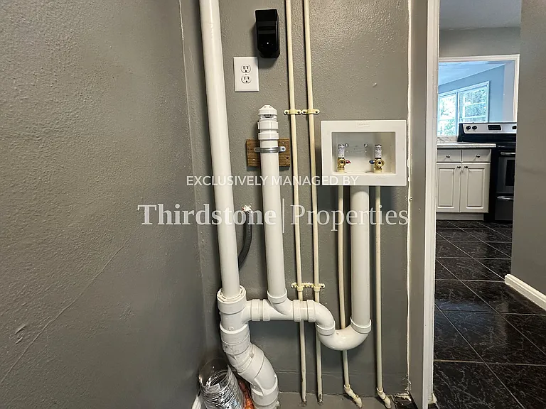 2659 College St #1 — Photo 11