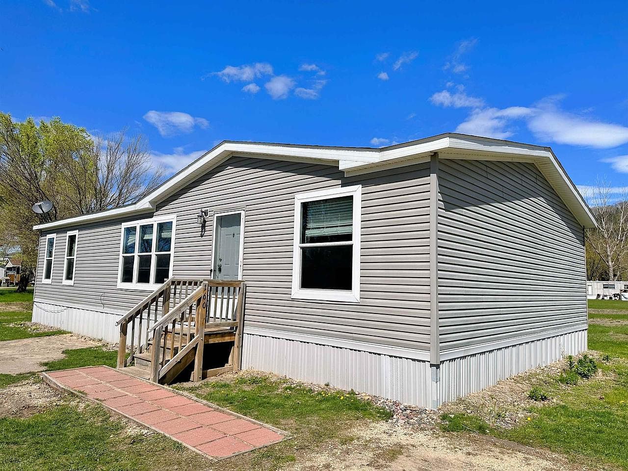 160 Barbara AVENUE, Prairie Du Chien, WI 53821 Zillow