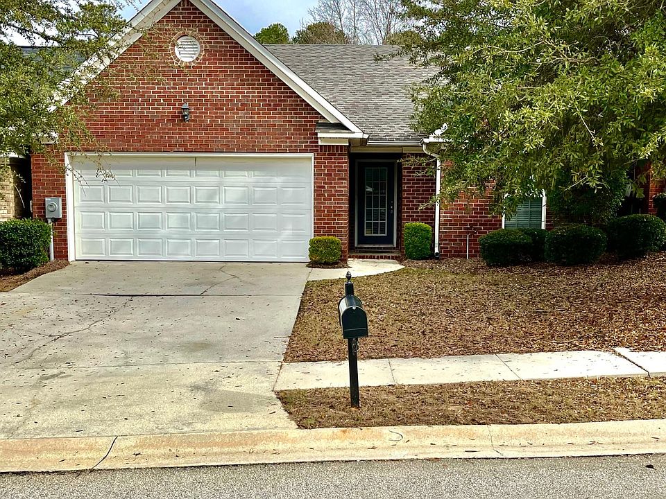 1st image of 2706 Devereux Dr