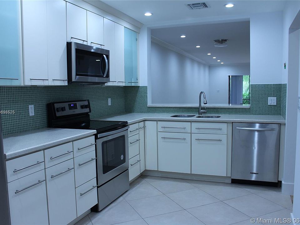 1st image of 3707 Estepona Ave