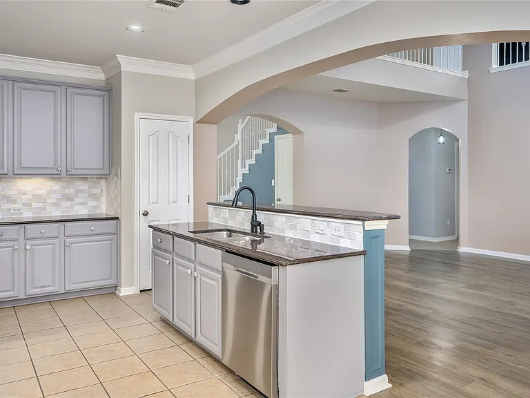 22121 Rose Grass Ln — Photo 5