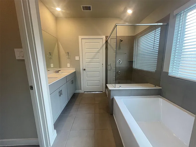 6406 Brazos Trail Dr — Photo 5