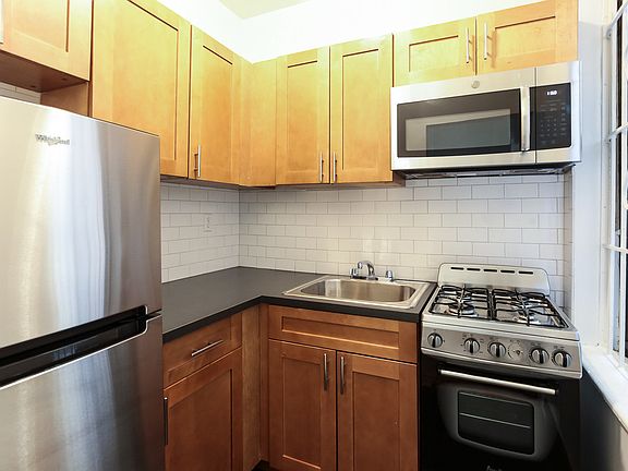 4th image of 70 W 83rd St APT 3E