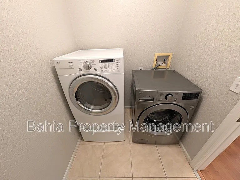 6212 Ashbury Palms Dr — Photo 27