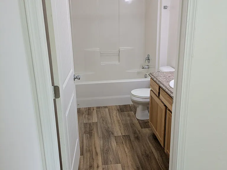 15 Diane Rd — Photo 10