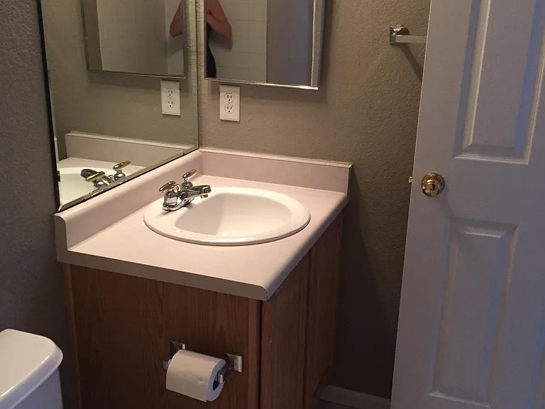 309 Plowman Ct — Photo 6
