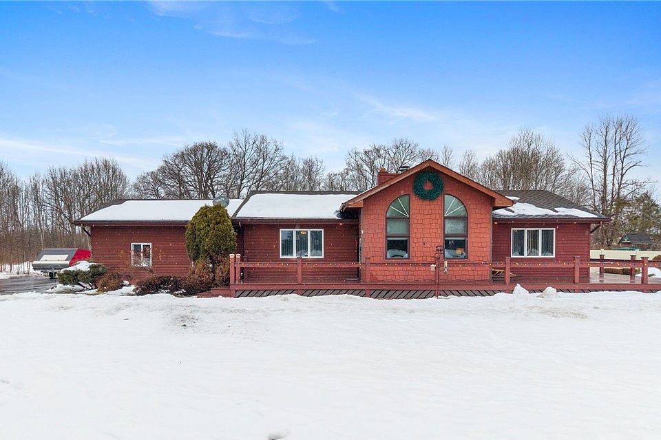 1st image of 8750 Lake Rd