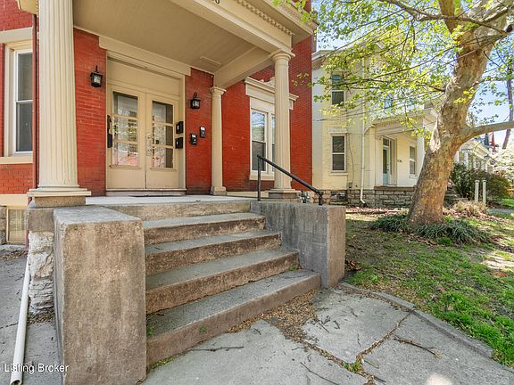 3rd image of 1236 E Broadway