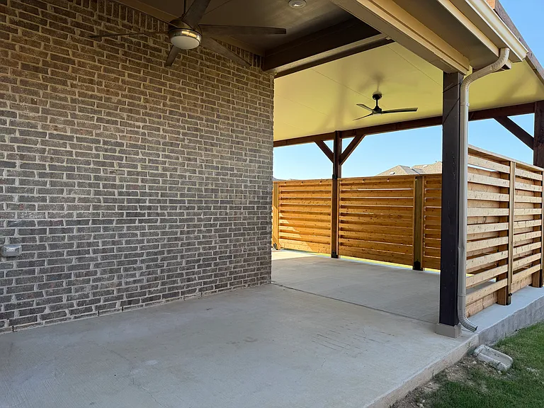 482 Prairie View Dr — Photo 34