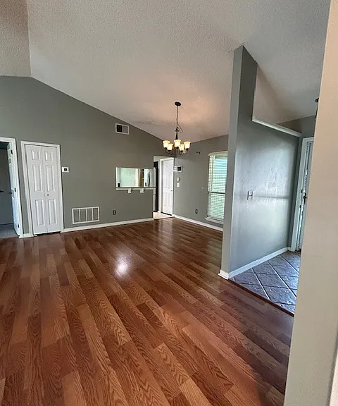 8064 Kilwinning Ln — Photo 6