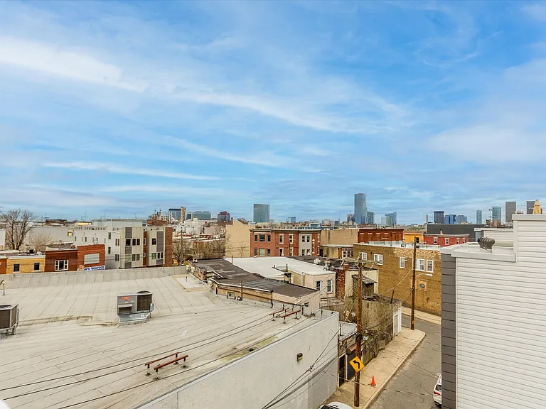 1343 S Lambert St — Photo 20