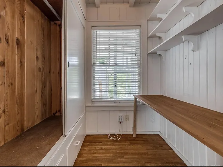 1344 E 20th St S — Photo 17