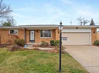 28035 Revere Ave, Warren, MI 48092