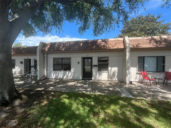1351 Mission Cir #48, Clearwater, FL 33759